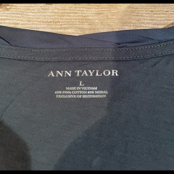 Ann Taylor Long Sleeve Shirt Size Large - Picture 6 of 6